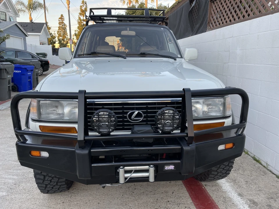 1996 Lexus LX 1st Gen - Image 4 of 31