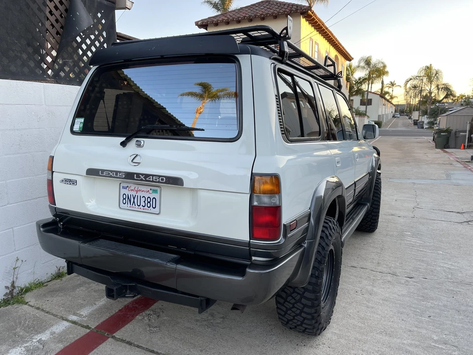 1996 Lexus LX 1st Gen - Image 11 of 31
