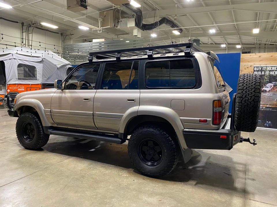1996 Lexus LX 1st Gen - Image 13 of 31