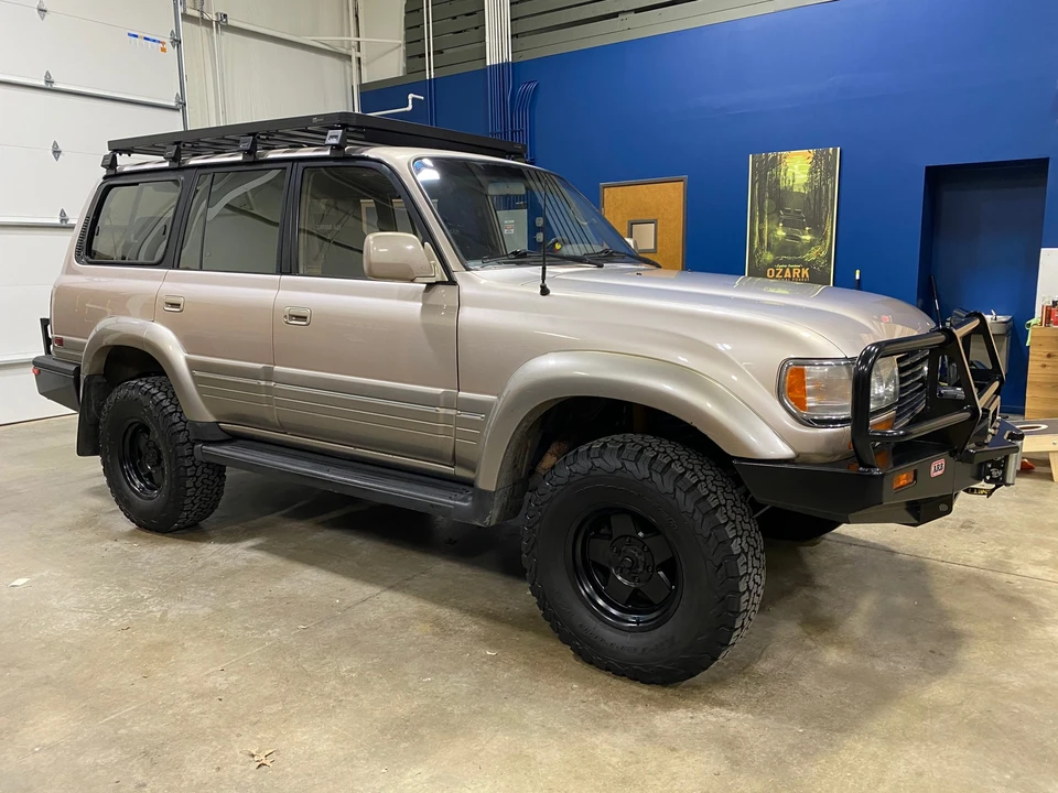 1996 Lexus LX 1st Gen - Image 8 of 31