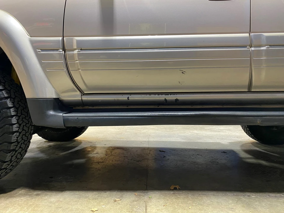 1996 Lexus LX 1st Gen - Image 14 of 31