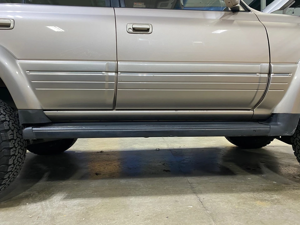 1996 Lexus LX 1st Gen - Image 18 of 31