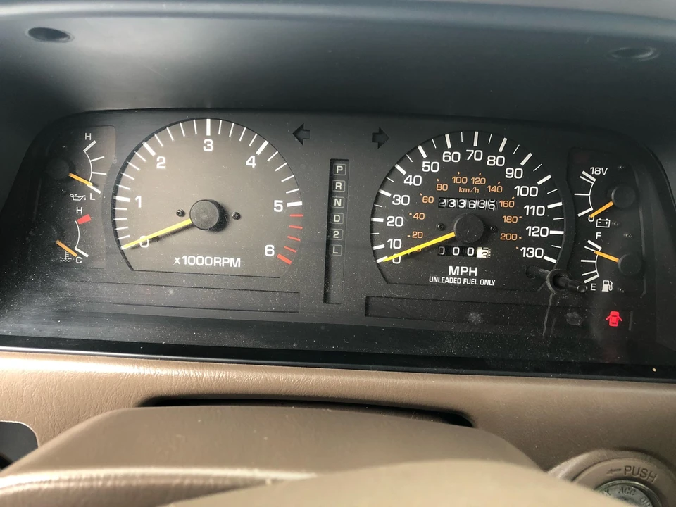 1996 Lexus LX 1st Gen - Image 29 of 31
