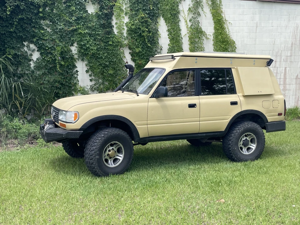 1996 Lexus LX 1st Gen - Image 9 of 31