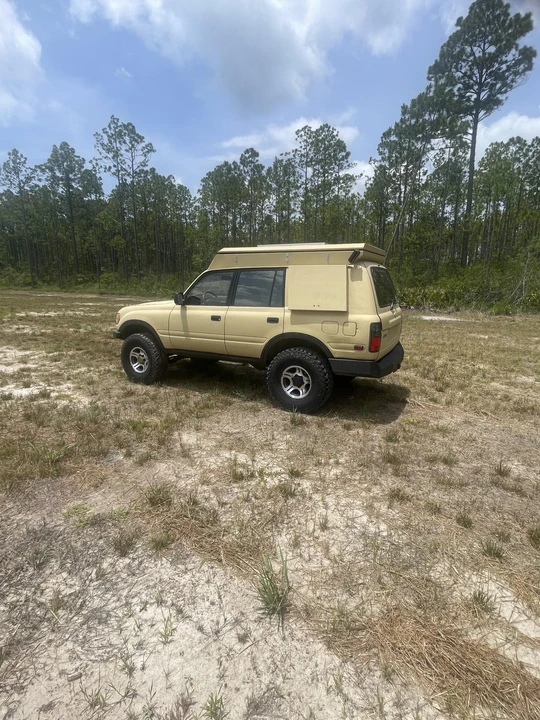 1996 Lexus LX 1st Gen - Image 15 of 31