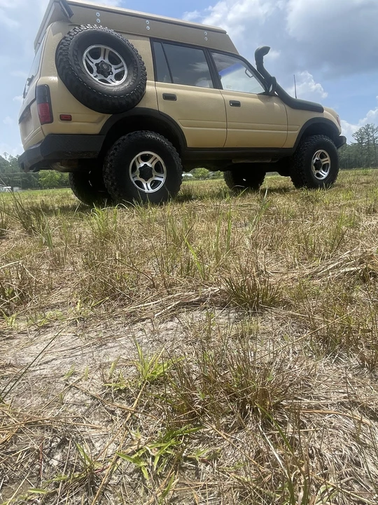1996 Lexus LX 1st Gen - Image 29 of 31