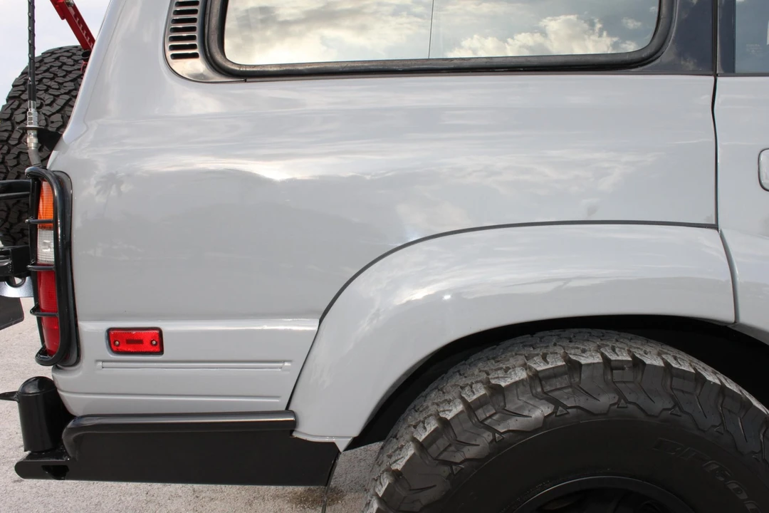 1996 Lexus LX 1st Gen - Image 25 of 31