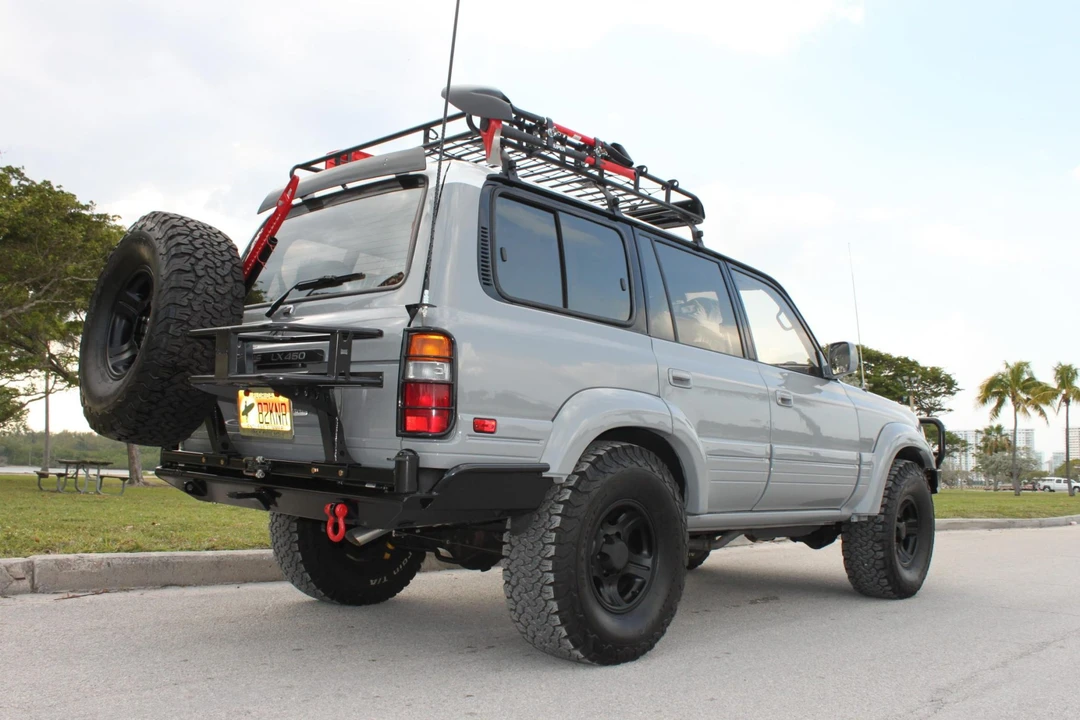1996 Lexus LX 1st Gen - Image 10 of 31