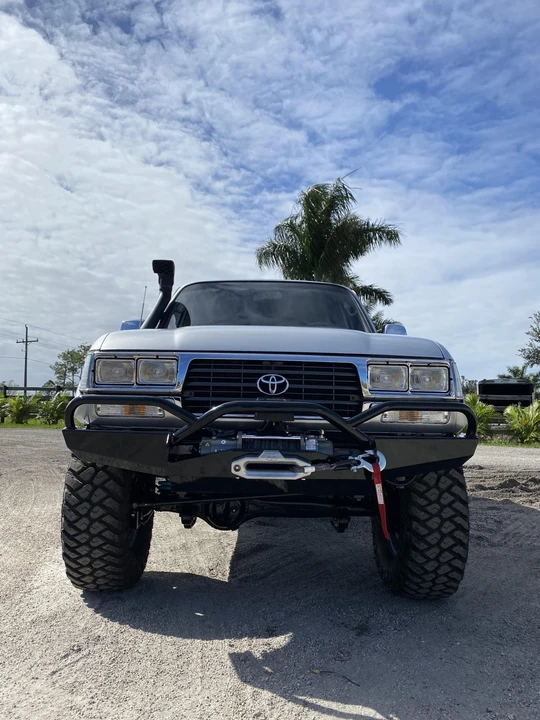 1996 Lexus LX 1st Gen - Image 8 of 31