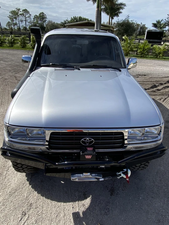 1996 Lexus LX 1st Gen - Image 9 of 31