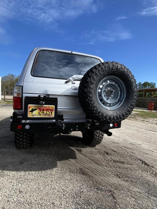 1996 Lexus LX 1st Gen - Image 16 of 31