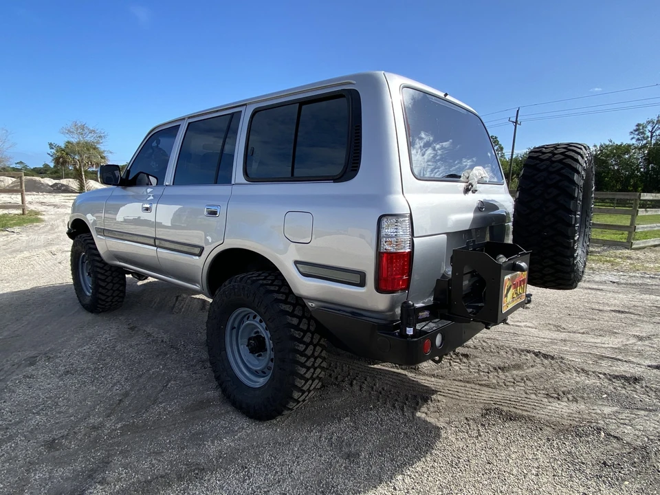 1996 Lexus LX 1st Gen - Image 14 of 31