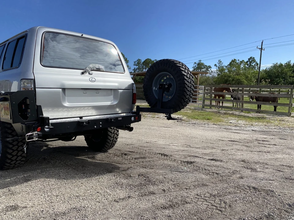 1996 Lexus LX 1st Gen - Image 15 of 31