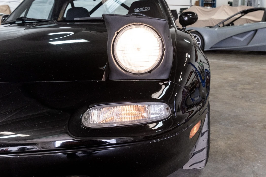 1996 Mazda NA MX-5 Miata - Image 29 of 31