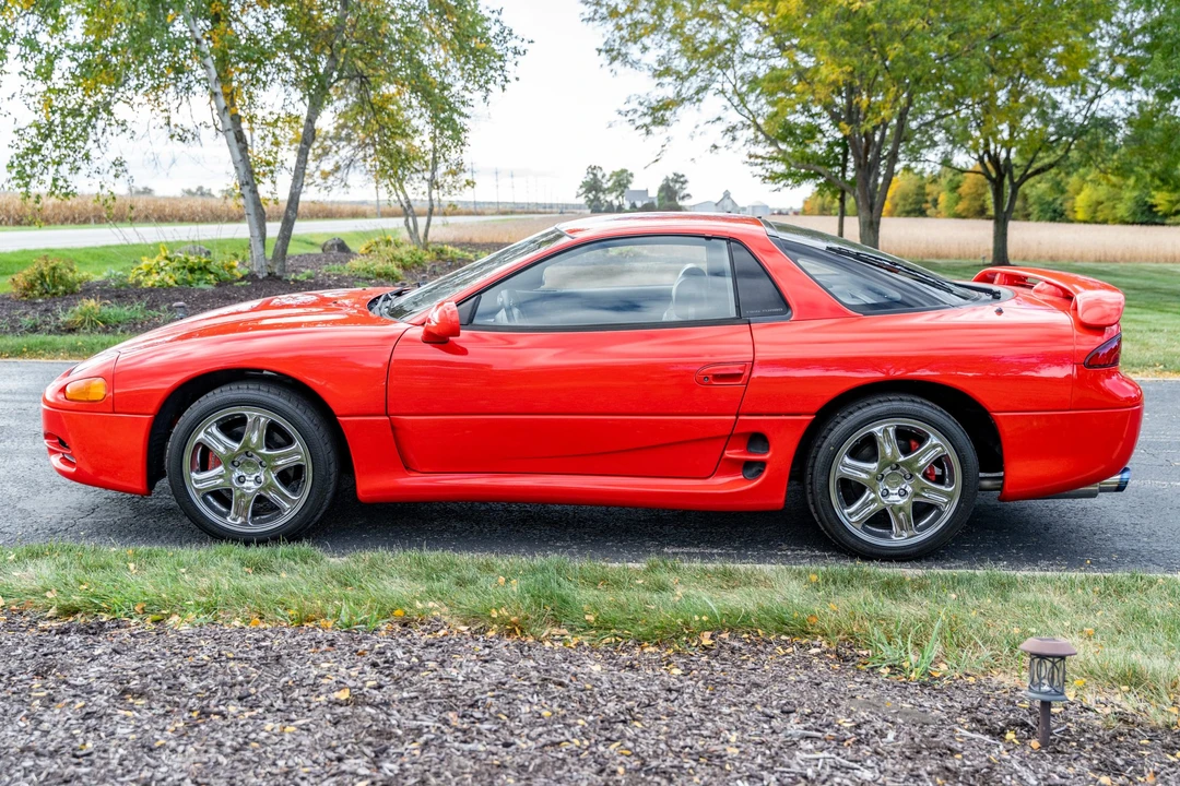 1996 Mitsubishi 3000GT Series 2 - Image 3 of 31
