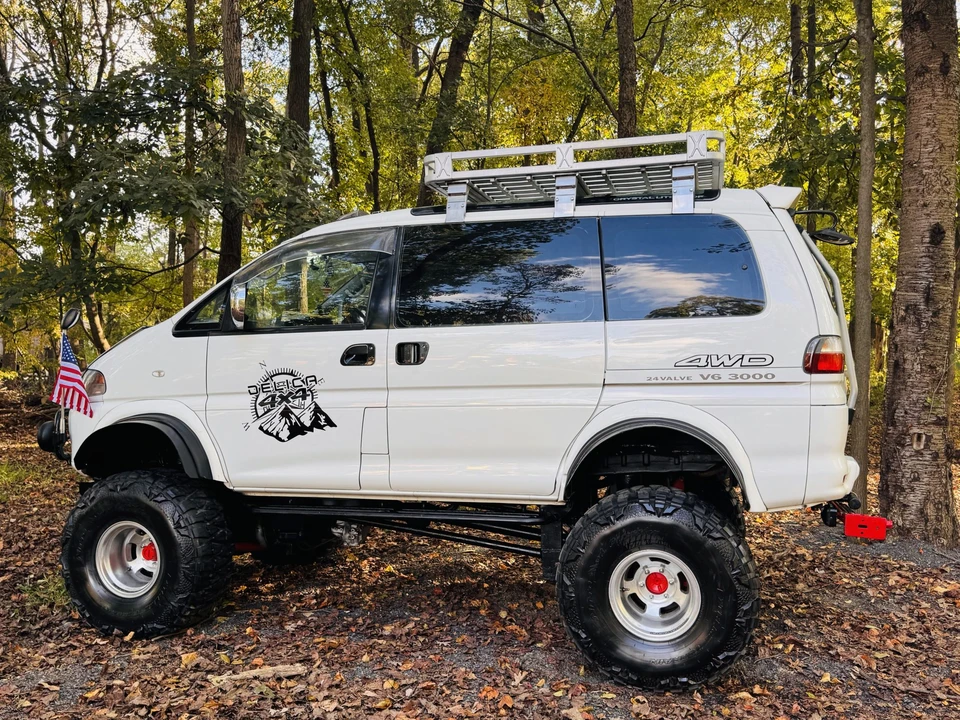 1996 Mitsubishi Delica 4th Gen - Image 30 of 31