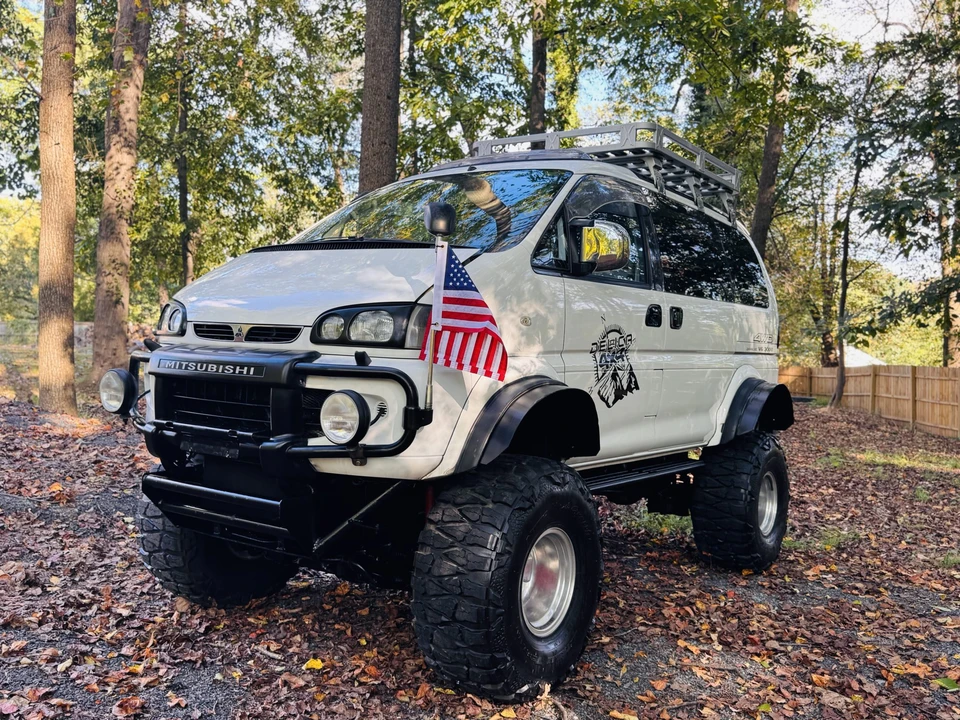1996 Mitsubishi Delica 4th Gen - Image 20 of 31
