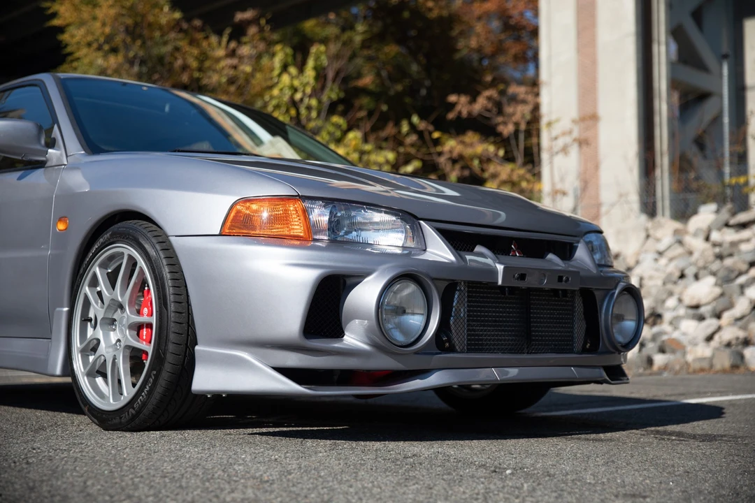 1996 Mitsubishi Lancer Evolution IV 6th Gen - Image 17 of 31