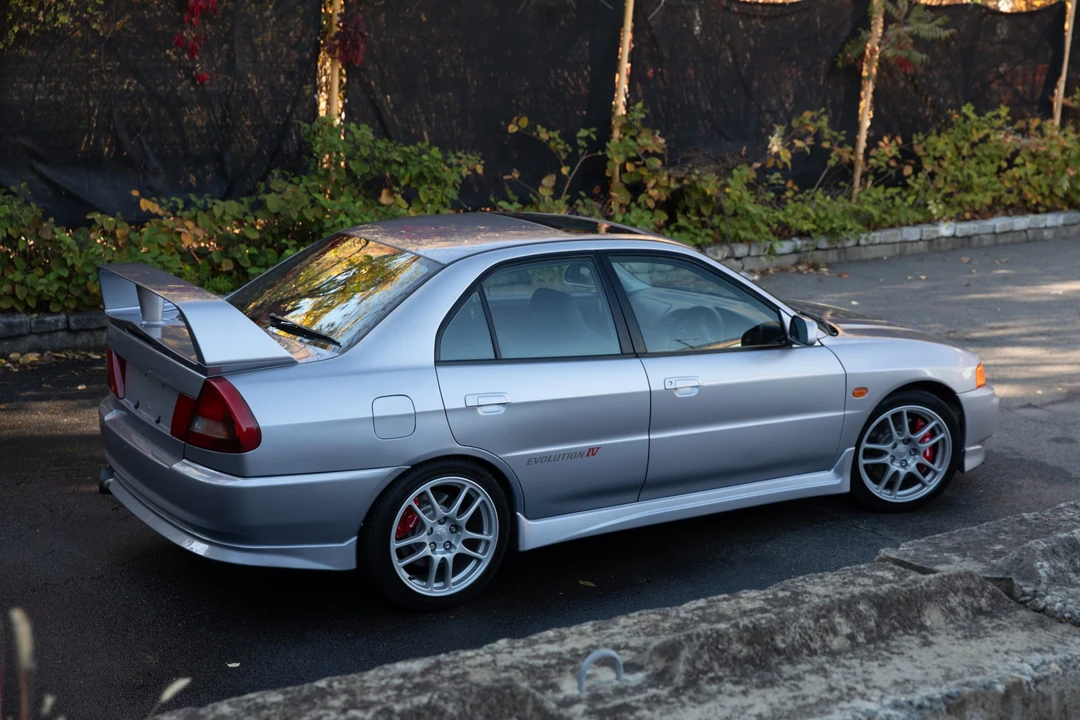 1996 Mitsubishi Lancer Evolution IV 6th Gen - Image 14 of 31