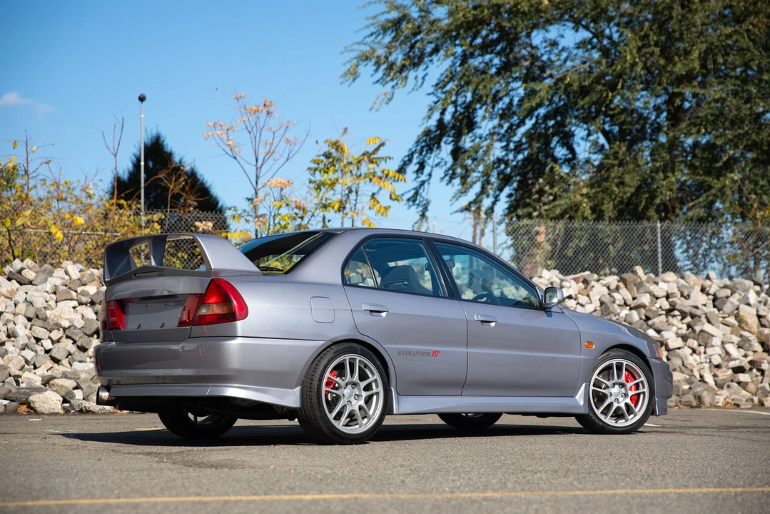 1996 Mitsubishi Lancer Evolution IV 6th Gen - Image 15 of 31