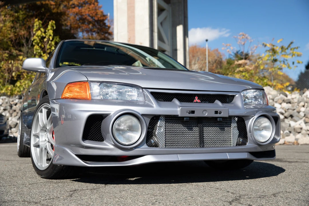 1996 Mitsubishi Lancer Evolution IV 6th Gen - Image 4 of 31