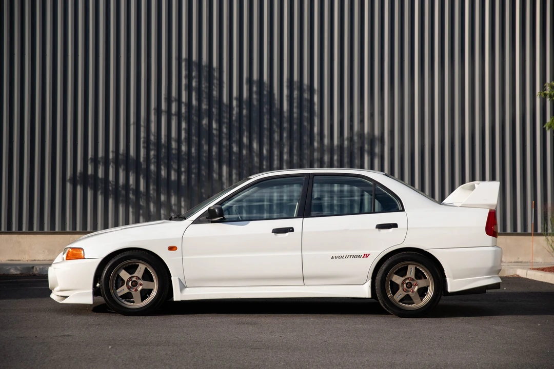 1996 Mitsubishi Lancer Evolution IV 6th Gen - Image 21 of 31