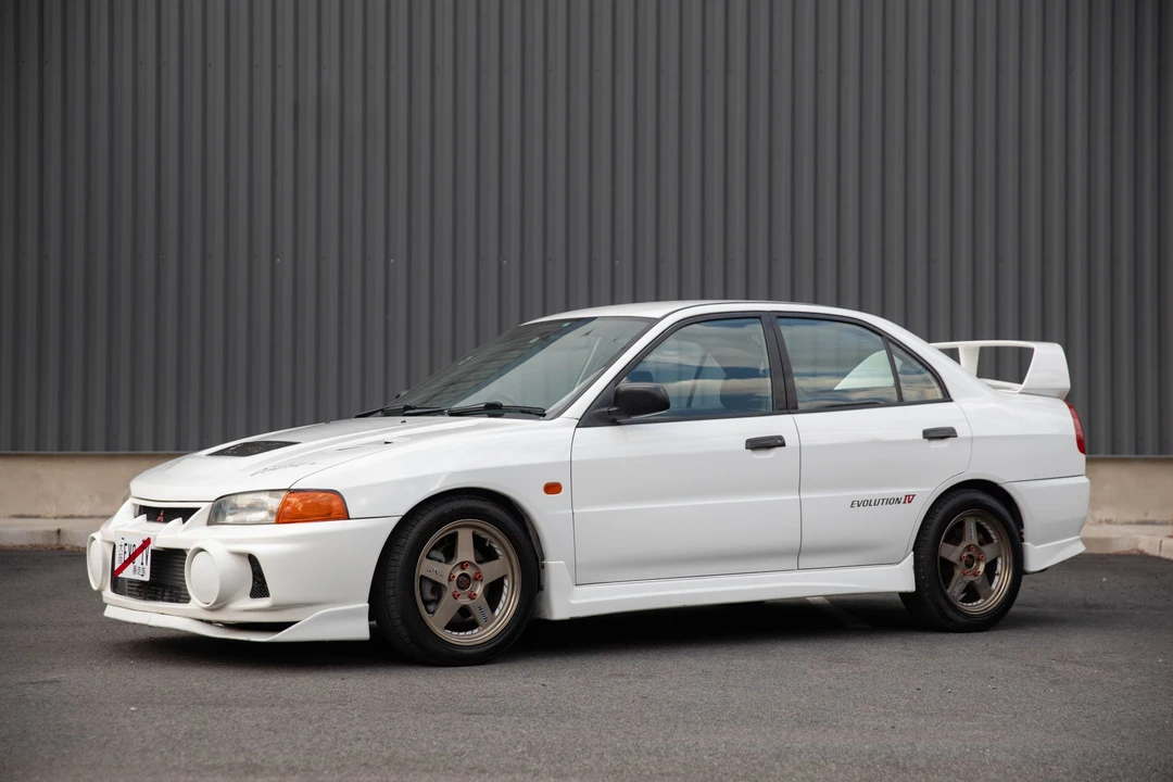 1996 Mitsubishi Lancer Evolution IV 6th Gen - Image 2 of 31