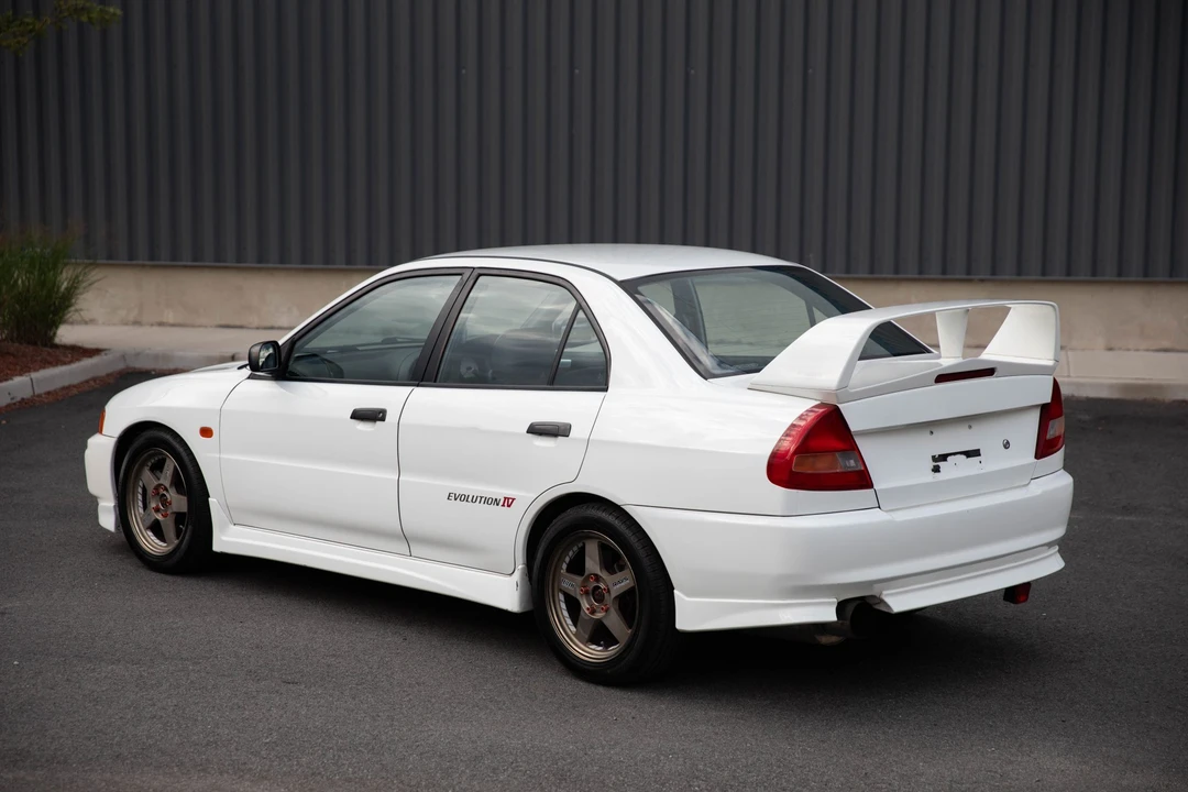 1996 Mitsubishi Lancer Evolution IV 6th Gen - Image 17 of 31