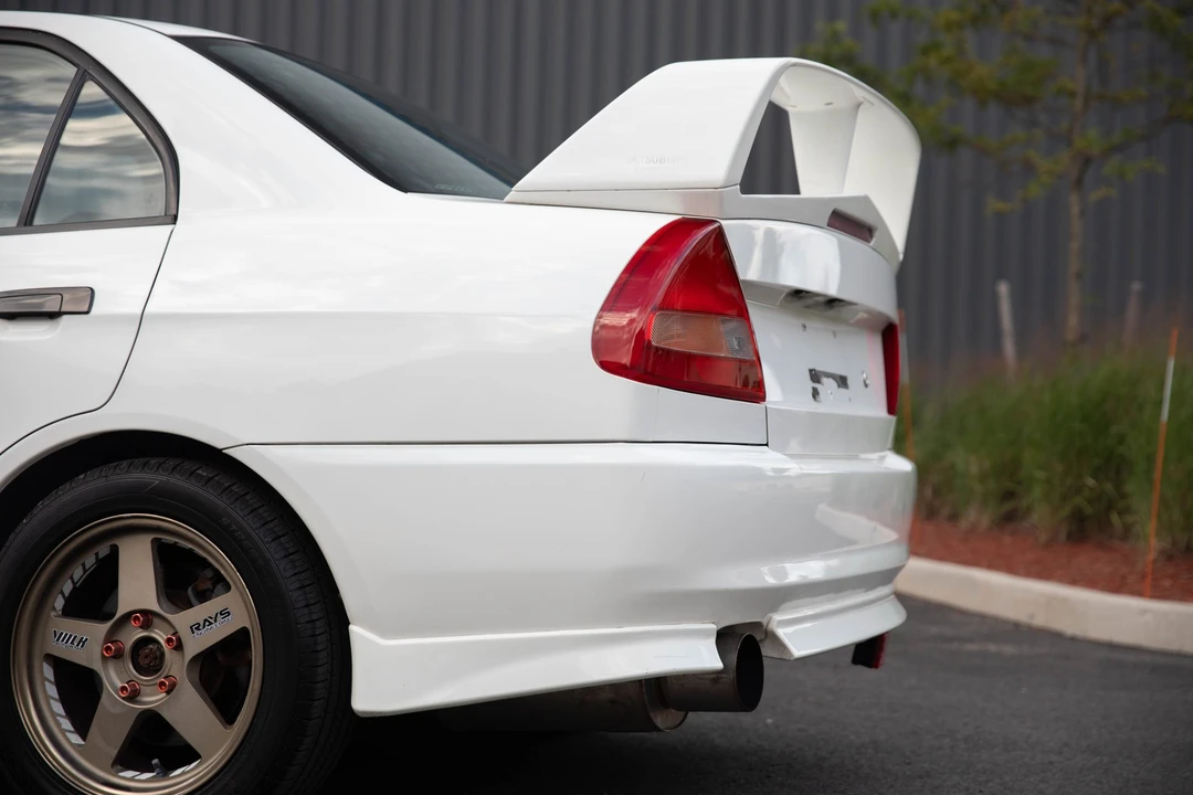 1996 Mitsubishi Lancer Evolution IV 6th Gen - Image 22 of 31