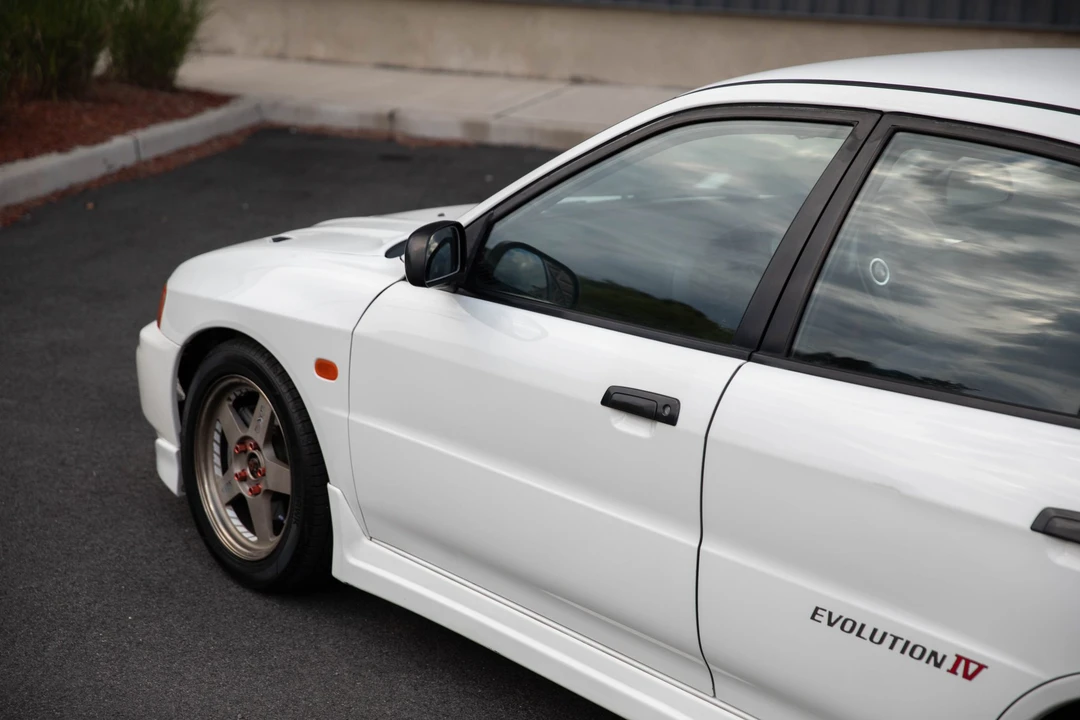 1996 Mitsubishi Lancer Evolution IV 6th Gen - Image 29 of 31
