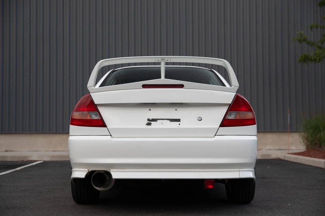 1996 Mitsubishi Lancer Evolution IV 6th Gen - Image 16 of 31