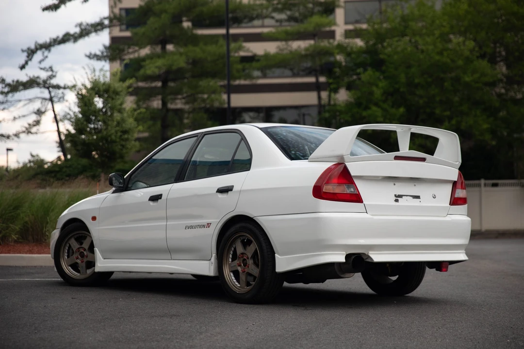 1996 Mitsubishi Lancer Evolution IV 6th Gen - Image 19 of 31