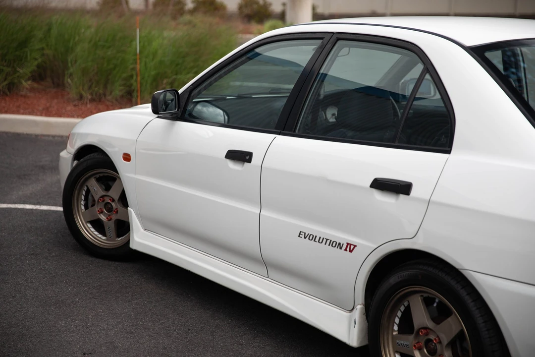 1996 Mitsubishi Lancer Evolution IV 6th Gen - Image 23 of 31