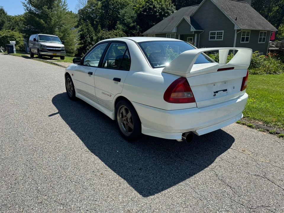 1996 Mitsubishi Lancer Evolution IV 6th Gen - Image 13 of 31