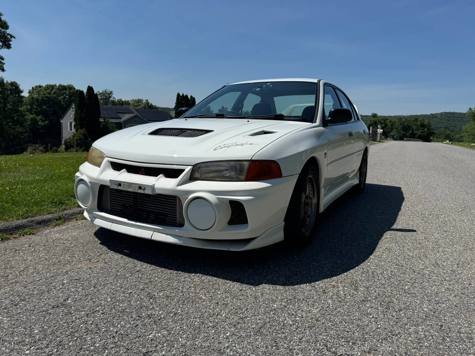 1996 Mitsubishi Lancer Evolution IV 6th Gen - Image 8 of 31