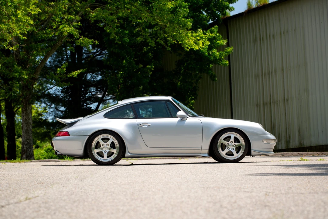 1996 Porsche 993 Carrera - Image 10 of 31