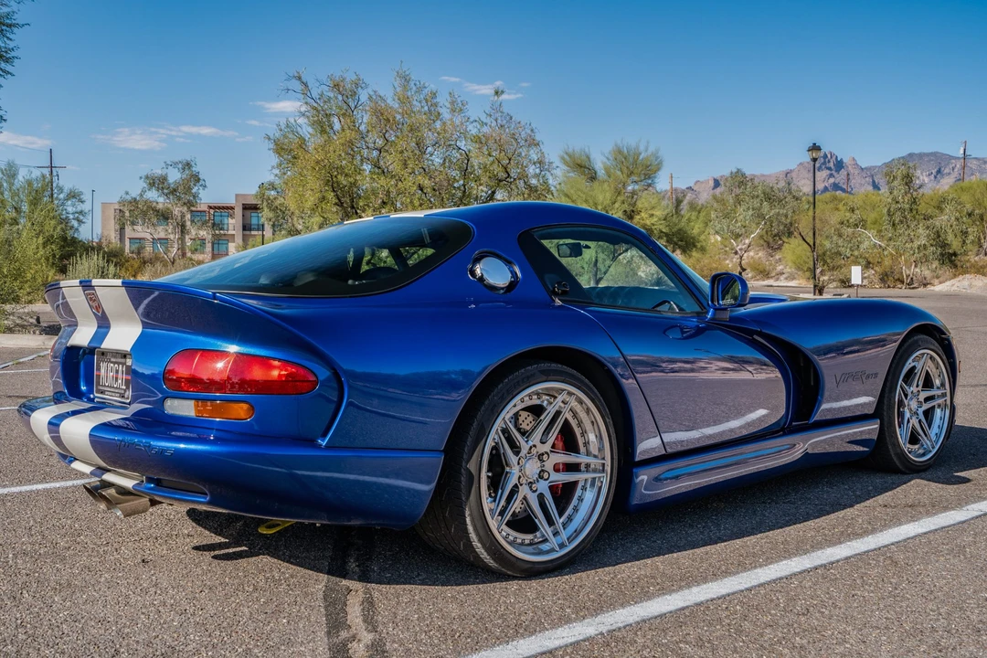 1997 Dodge Viper GTS 2nd Gen - Image 5 of 31