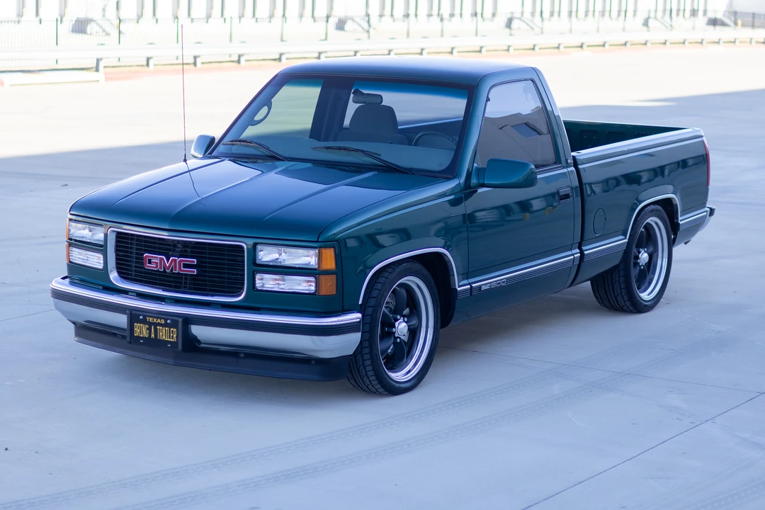 1997 GMC Sierra 2nd Gen - Image 5 of 31