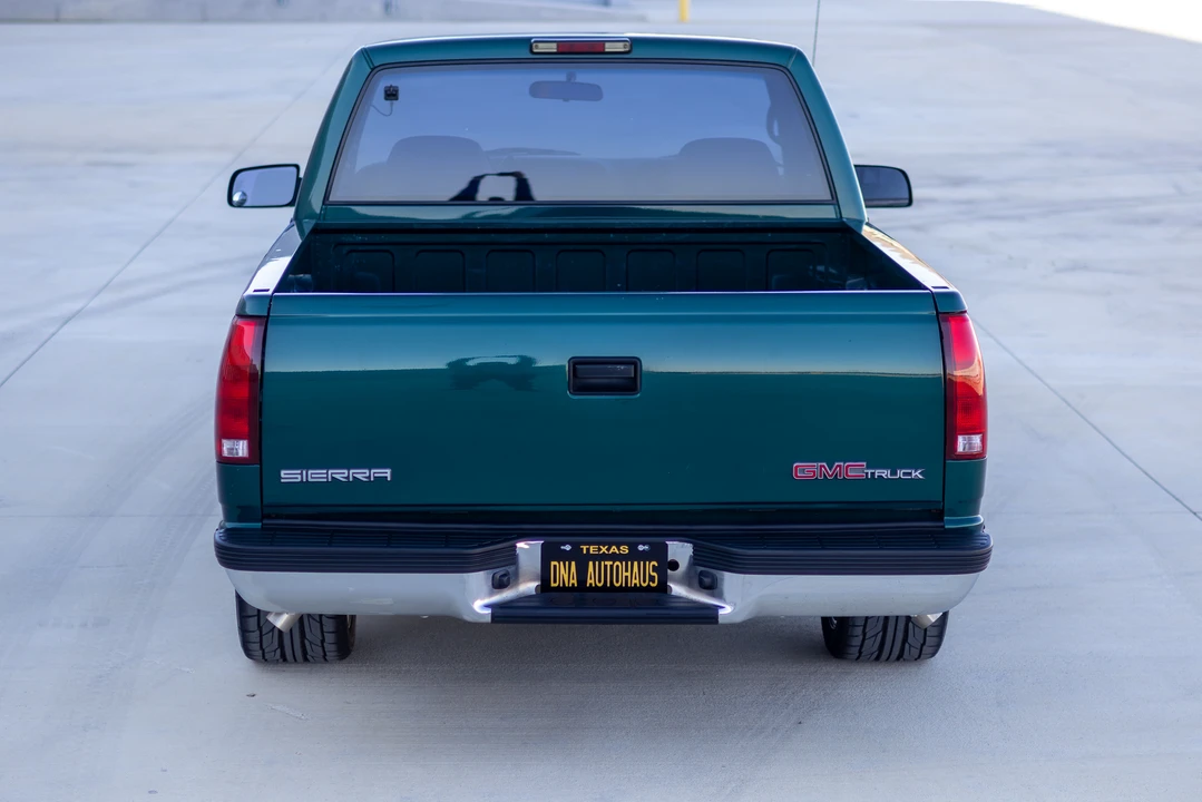 1997 GMC Sierra 2nd Gen - Image 14 of 31