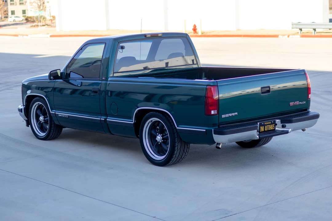 1997 GMC Sierra 2nd Gen - Image 11 of 31