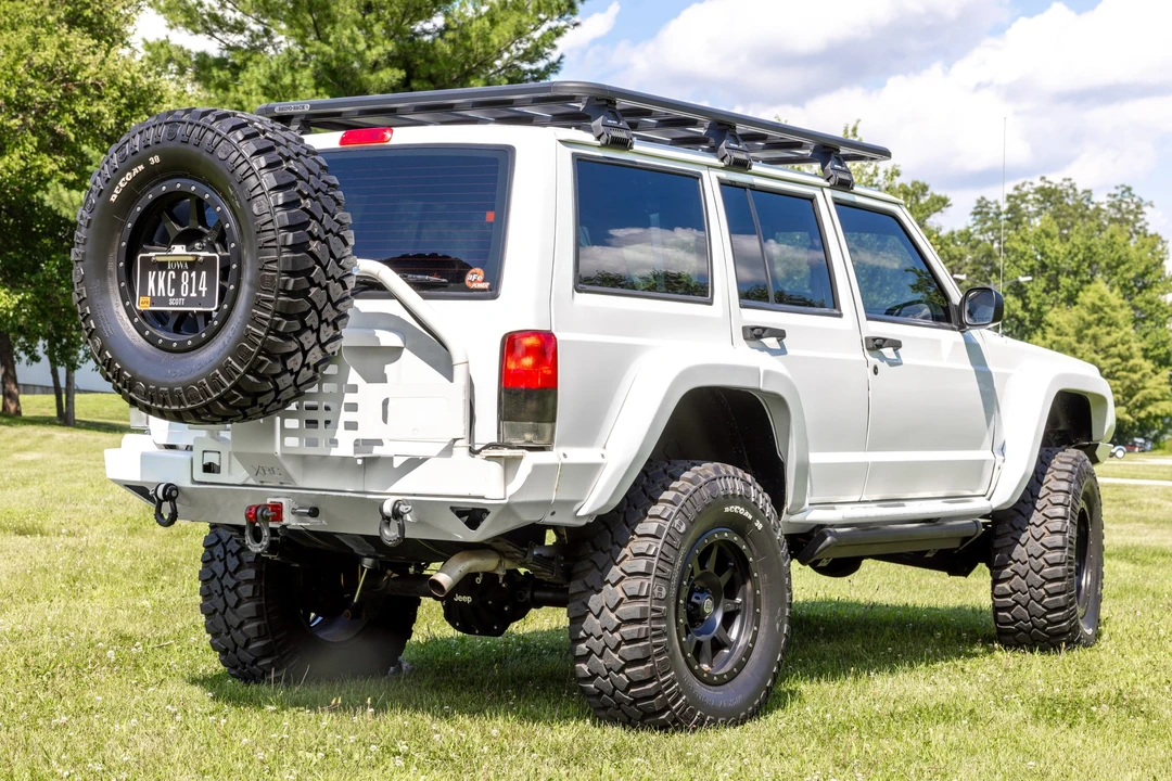 1997 Jeep XJ Cherokee - Image 6 of 31