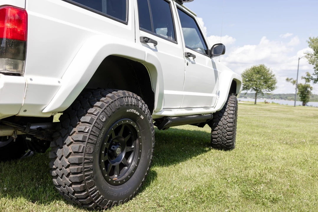 1997 Jeep XJ Cherokee - Image 13 of 31