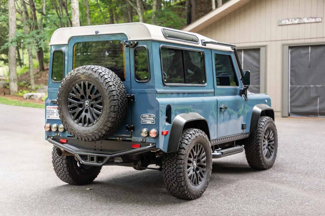 1997 Land Rover Defender 90 - Image 6 of 31