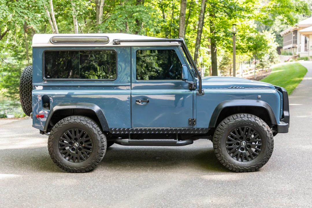 1997 Land Rover Defender 90 - Image 5 of 31