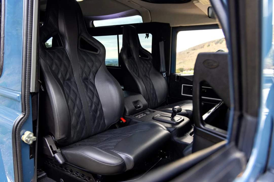 1997 Land Rover Defender 90 - Image 5 of 10