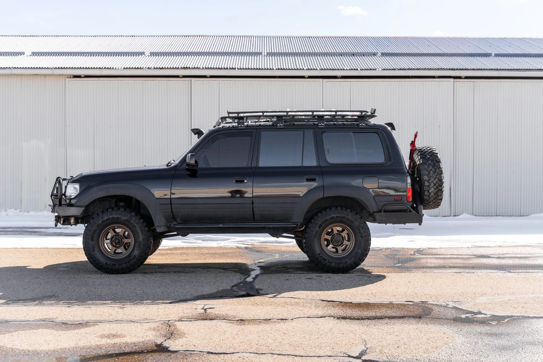 1997 Lexus LX 1st Gen - Image 7 of 31