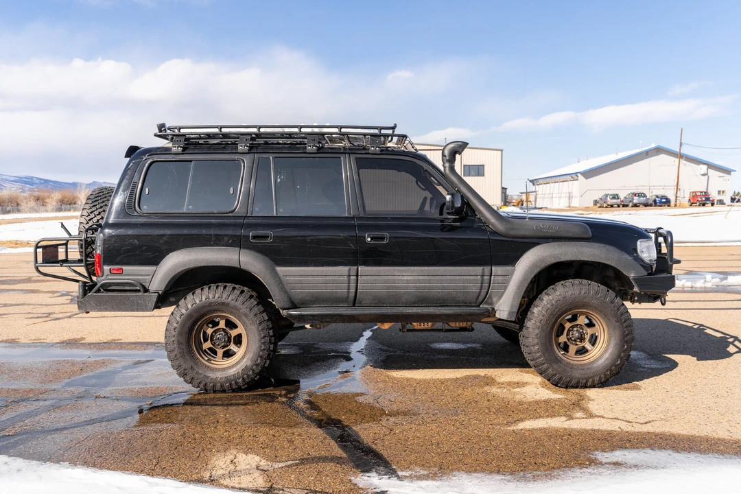 1997 Lexus LX 1st Gen - Image 14 of 31