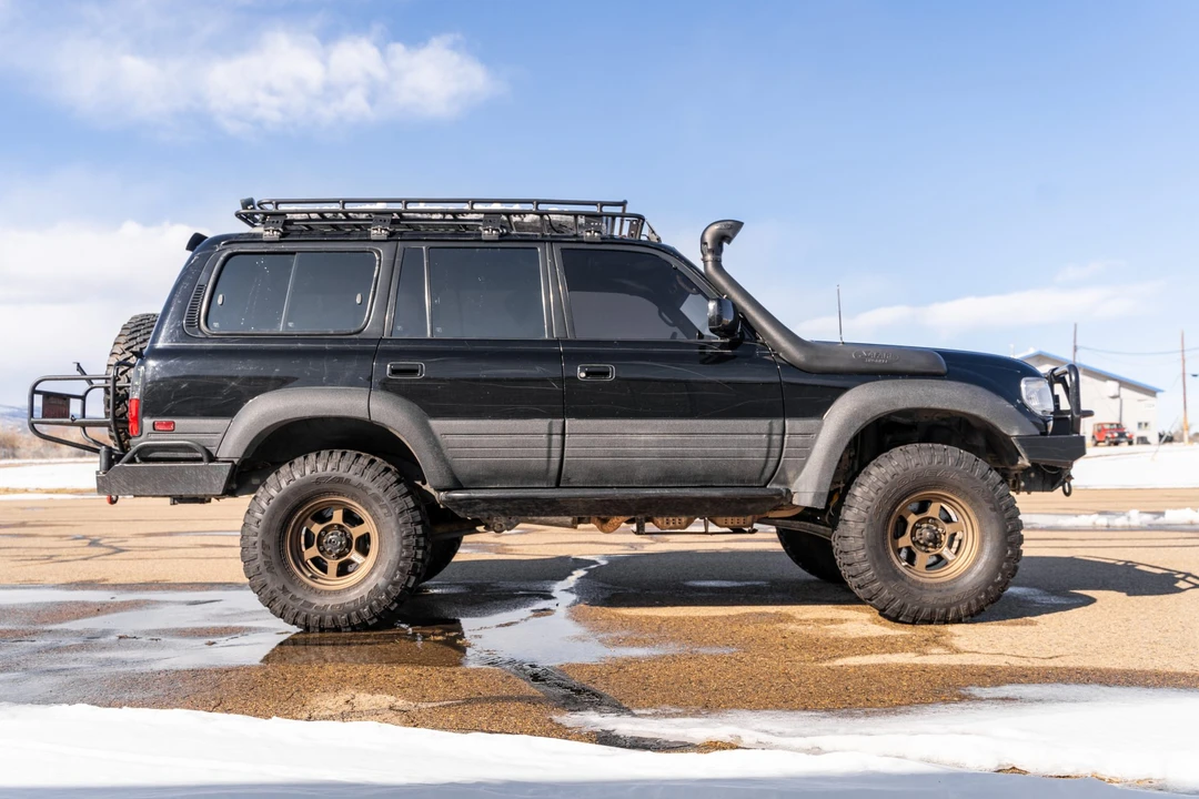 1997 Lexus LX 1st Gen - Image 15 of 31