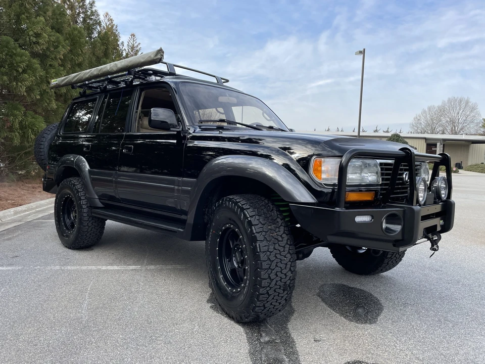 1997 Lexus LX 1st Gen - Image 30 of 31