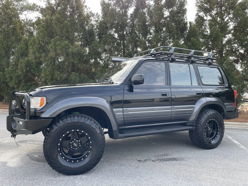 1997 Lexus LX 1st Gen - Image 5 of 31